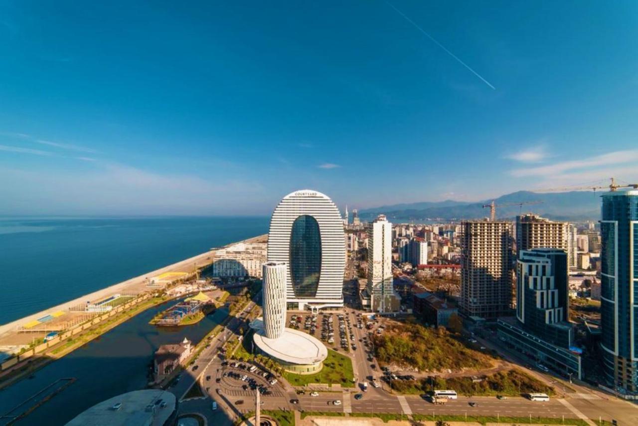 Batumi Luxury Resort & Sea View Aparthotel Buitenkant foto