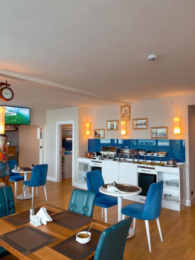 Batumi Luxury Resort & Sea View Aparthotel Buitenkant foto